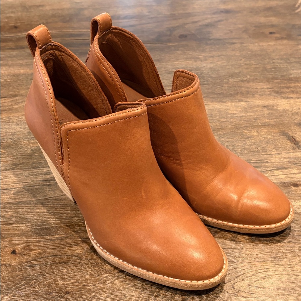 Jeffrey Campbell Tan Ankle Boots